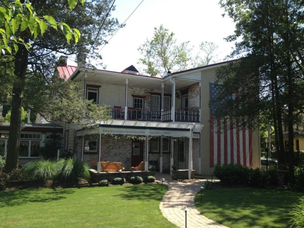 The Patriot House Bed & Breakfast Annville Exterior photo